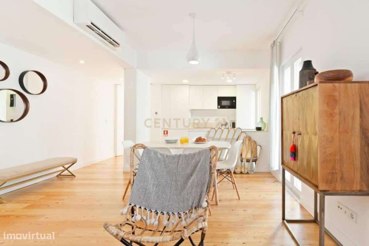 T2 Mobilado na Rua da Bombarda - Grande imagem: 4/23