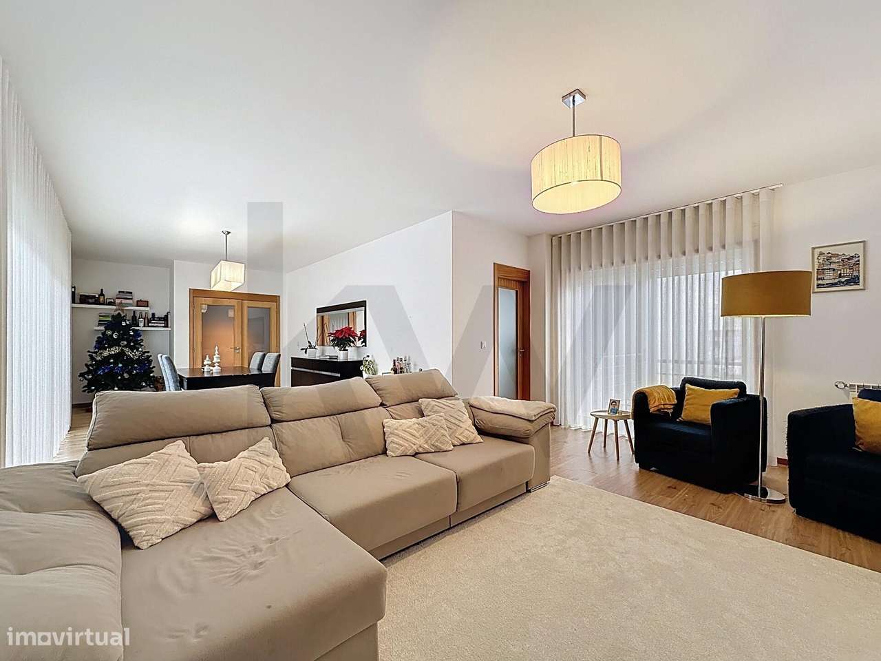 Apartamento T3 c/ 233m2 | Garagem 2 Carro | Enorme Varandas | Elevador-5