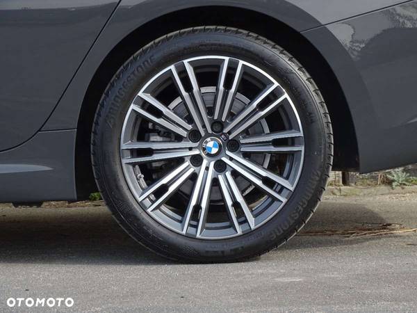 BMW Seria 3 - 25