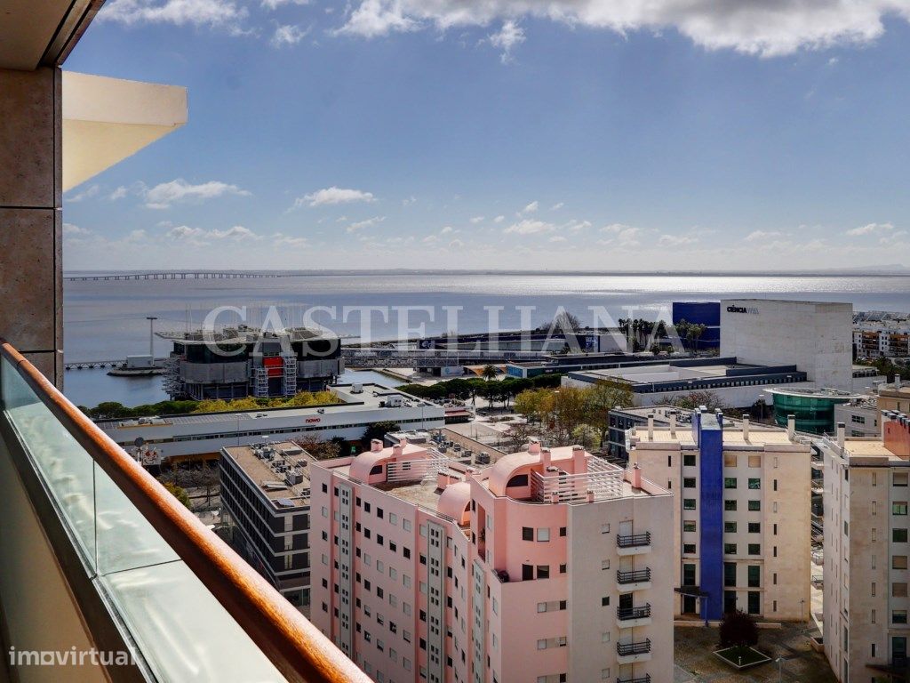 Apartamento T3 para arrendamento na Avenida Dom João II , com 2 lug... - Grande imagem: 1/29