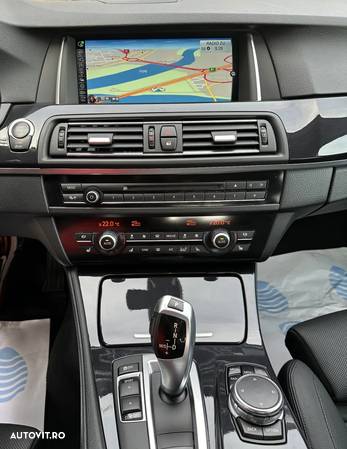 BMW Seria 5 520d xDrive Touring Aut. Luxury Line - 24