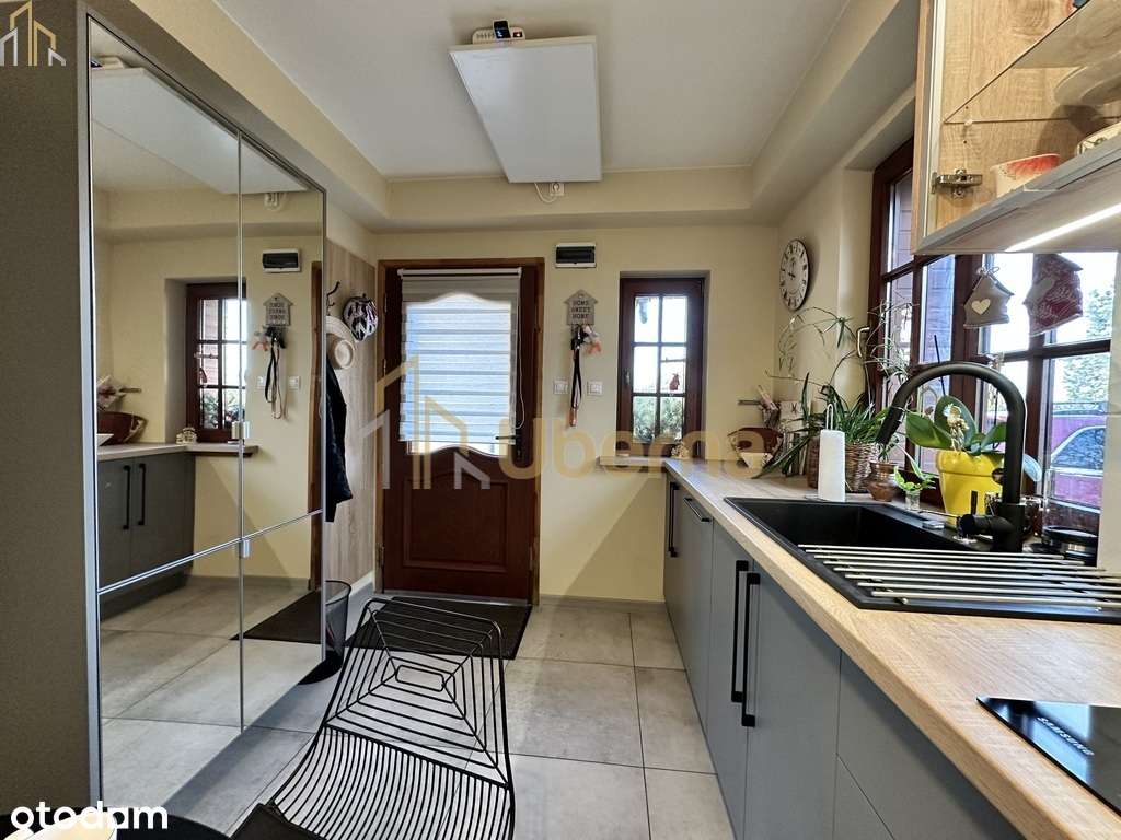 Dom i garaż nad wodą - światłowód-10