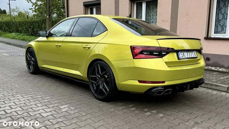 Skoda Superb 2.0 TDI 4x4 DSG Sportline - 4