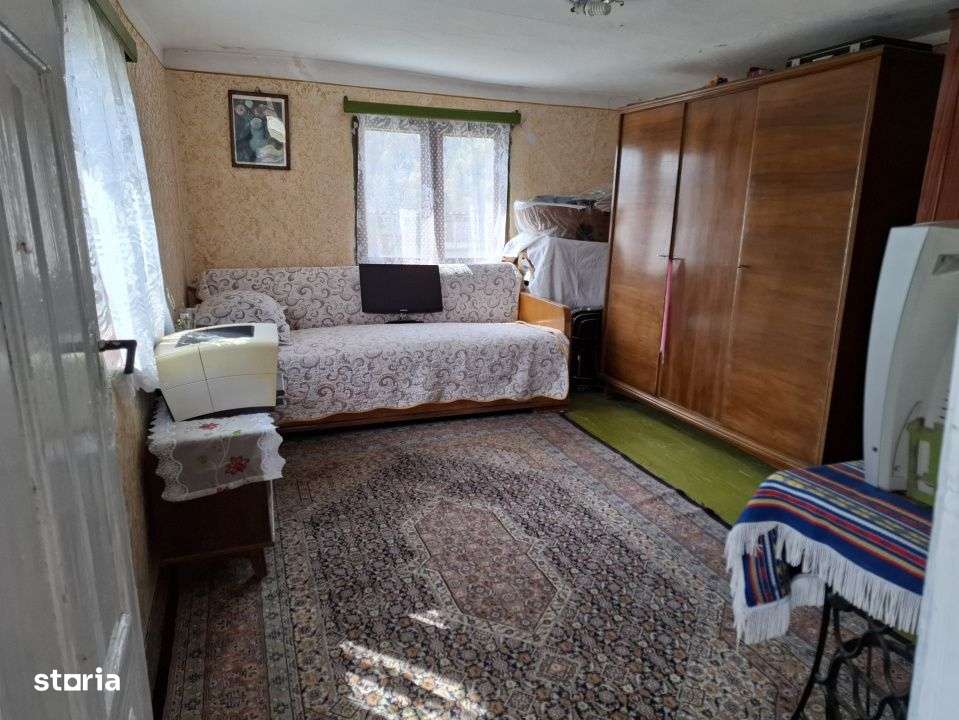 Vanzare casuta rustica in com. Barbuletu, jud. Damvovita-2