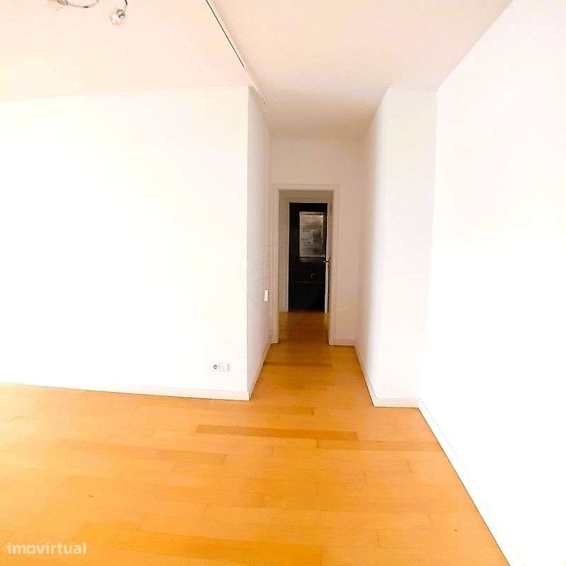 Apartamento T2 para arrendamento - Grande imagem: 3/13