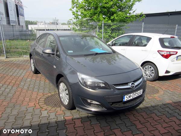 Opel Astra IV 1.6 Enjoy EU6 - 2