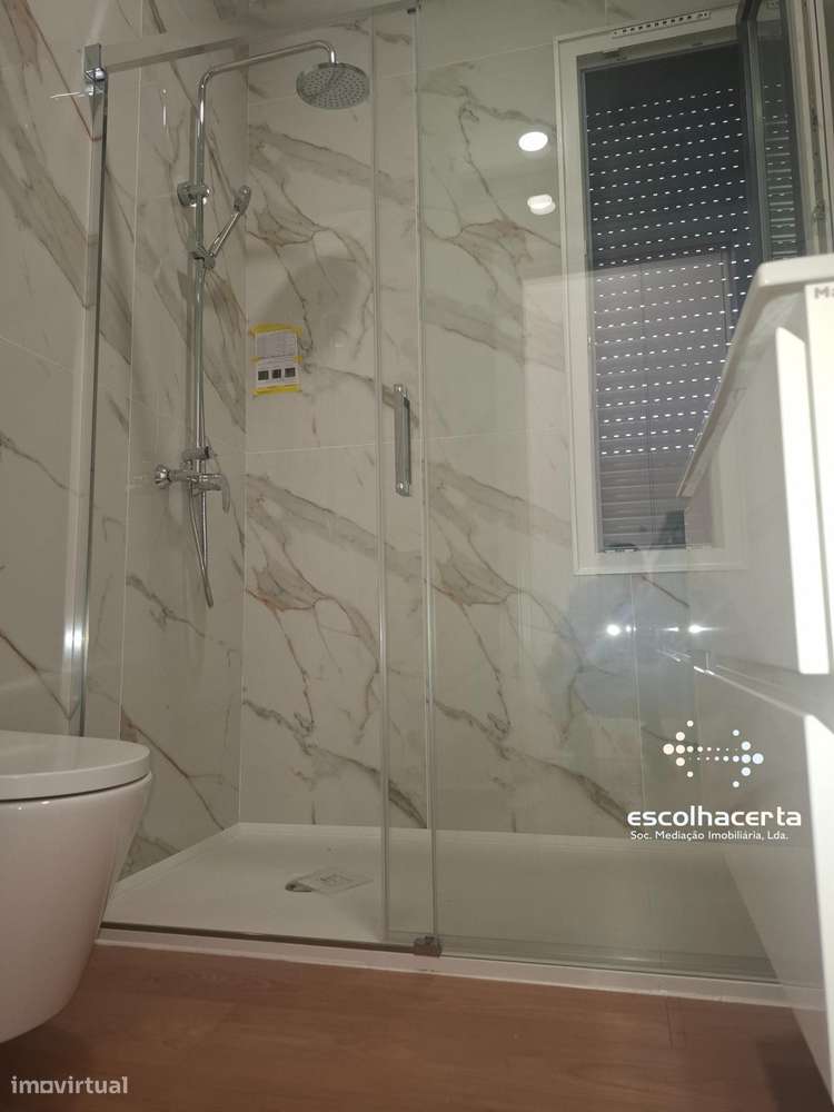 Moradia Térrea T4 Nova com Piscina Brejos Azeitão-36