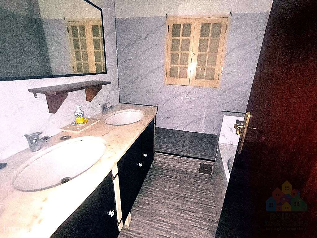 Apartamento T3 com elevador em excelente localização -Tomar-5