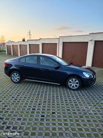 Volvo S60 - 4