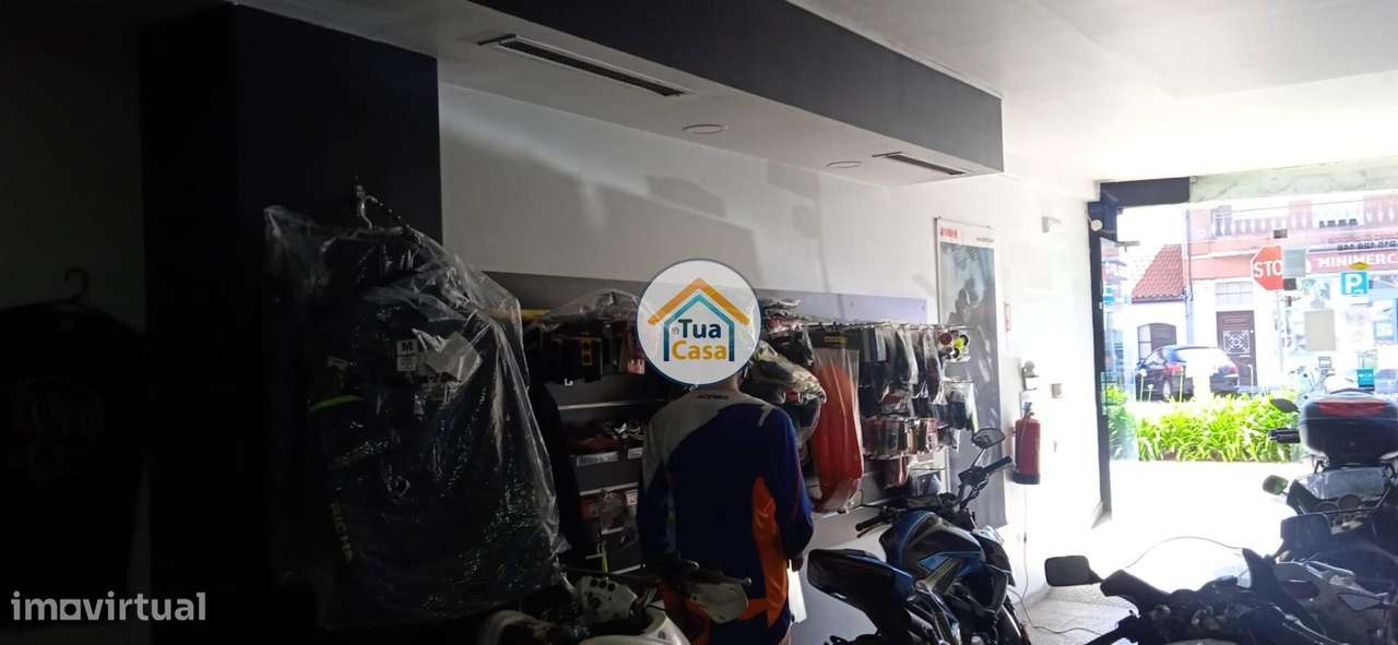 Loja com a área de 108 m2 situada no centro da cidade de Cantanhede - Grande imagem: 5/13