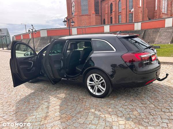 Opel Insignia 2.0 CDTI 4x4 Sports Tourer - 8