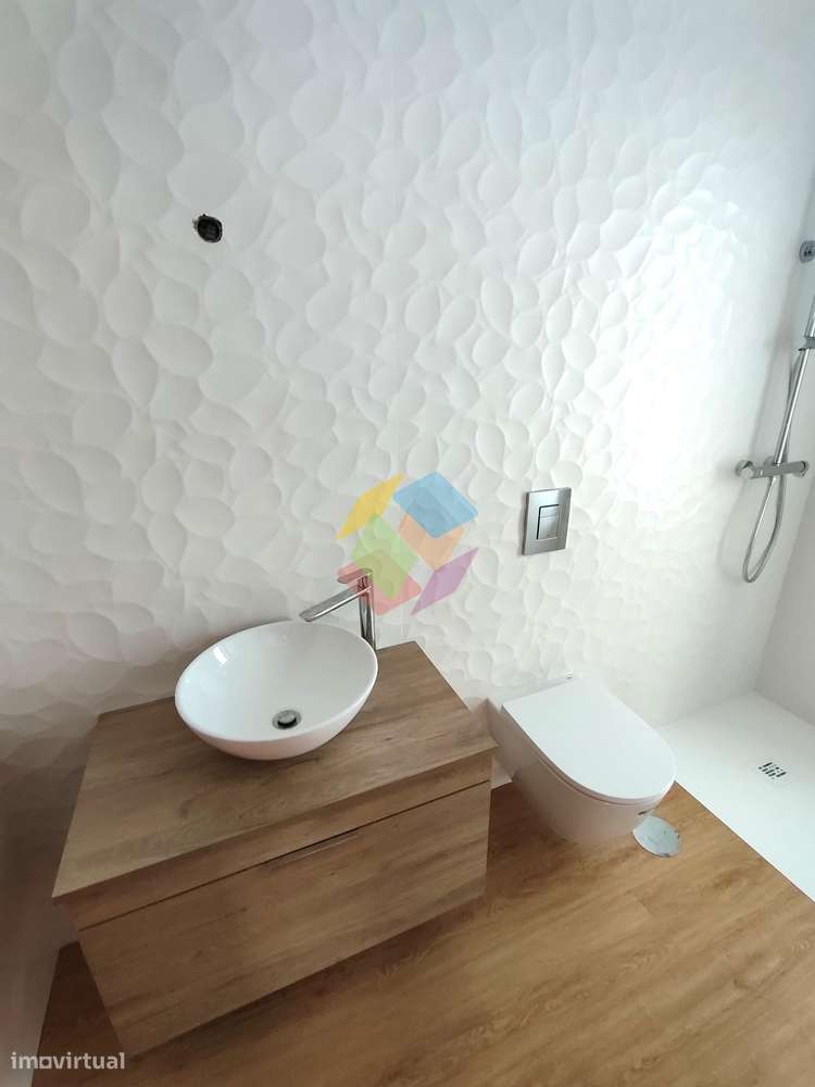 Magnífica Moradia T3 +1 em Stª. Maria da Feira-16