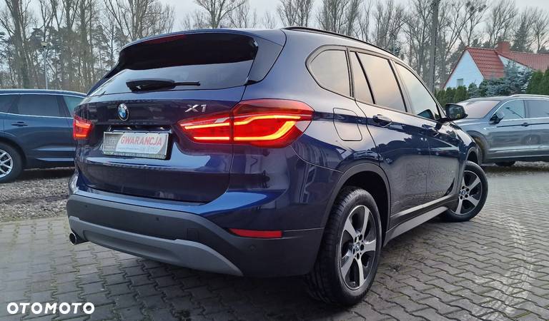 BMW X1 sDrive18d sport - 3