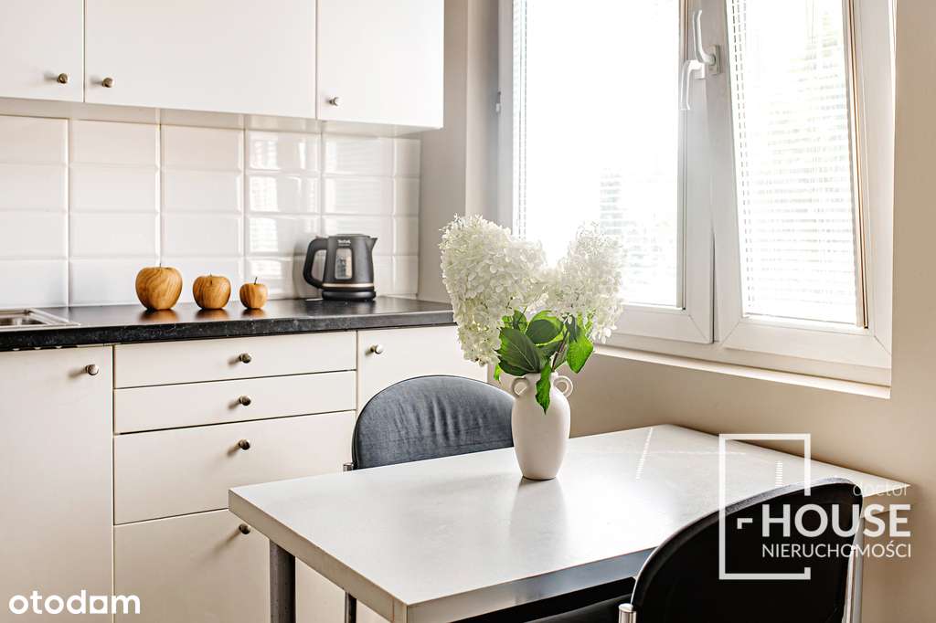 Świetne M2 na Dębcu/ niezależne pokoje po remoncie