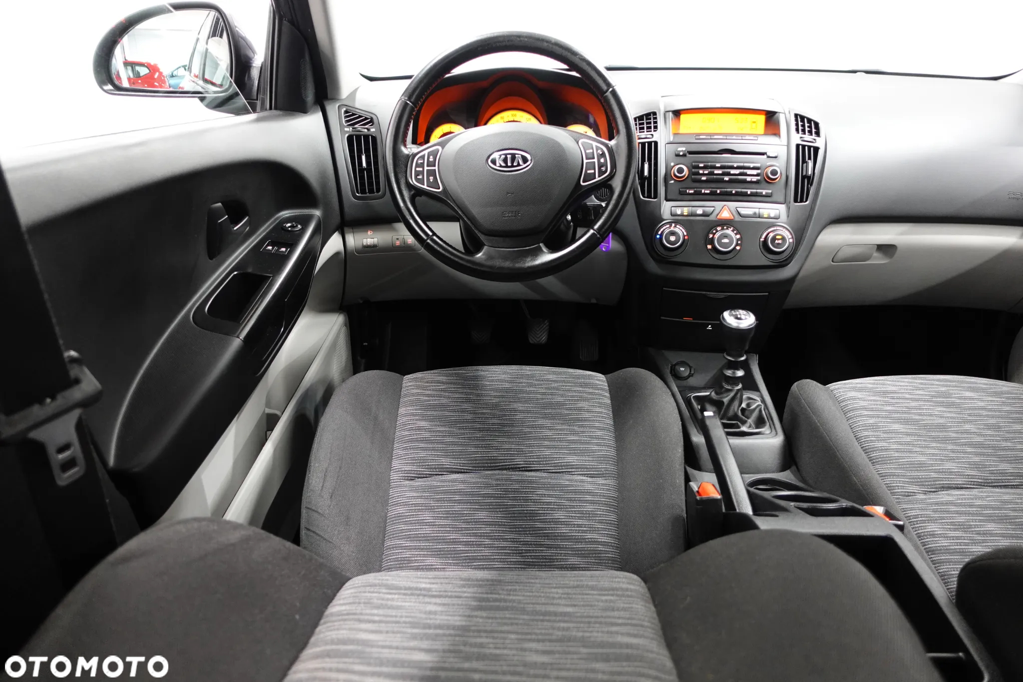 Kia Ceed Cee'd 1.4 Comfort - 34