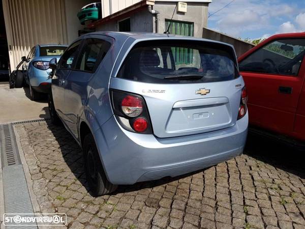 Chevrolet Aveo 2014 para peças - 1