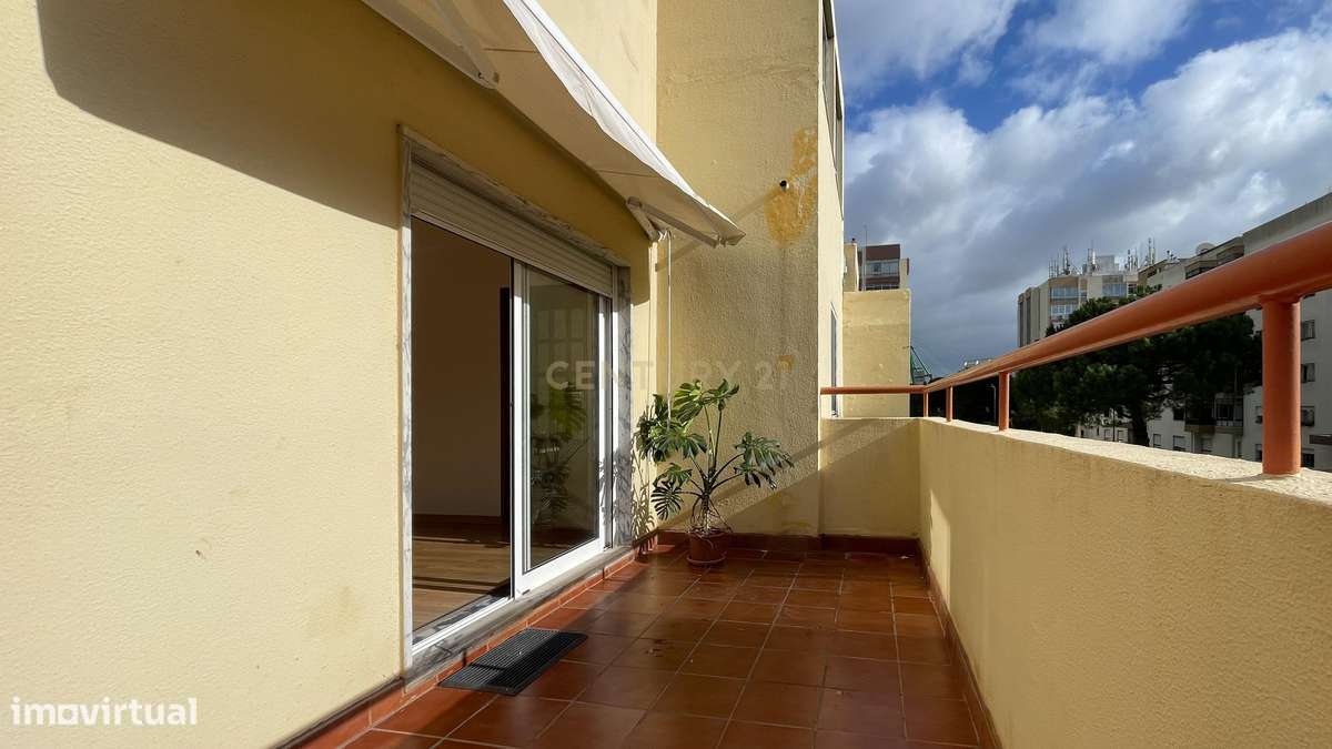 Apartamento T3 Duplex - Telheiras - 5 min Metro-16