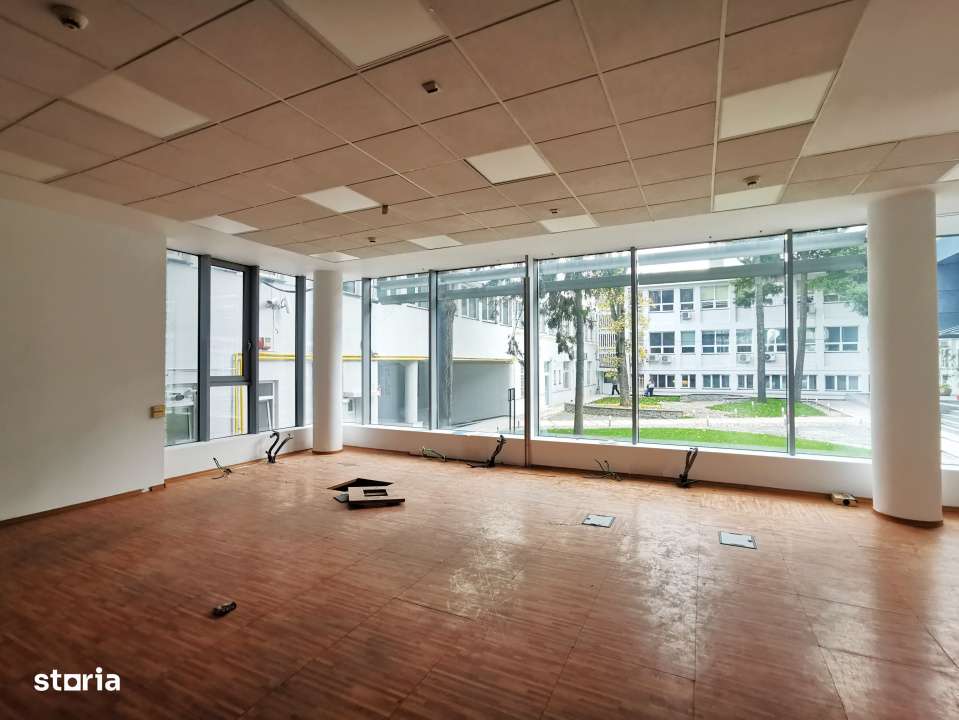 Spatiu comercial | Activitati diverse | Domenii | Cladire birouri - Imagine principală: 3/5