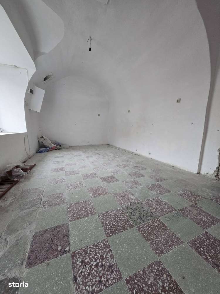 Spațiu Comercial de Închiriat – Parter, Mediaș !! - Imagine principală: 4/4