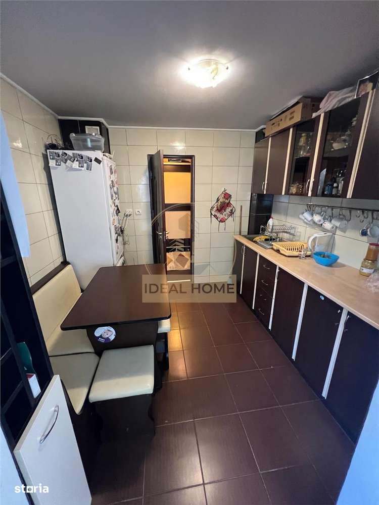 Selgros - 2 Camere Decomandat -Etaj 1 -Bloc 1986 - Imagine principală: 5/11