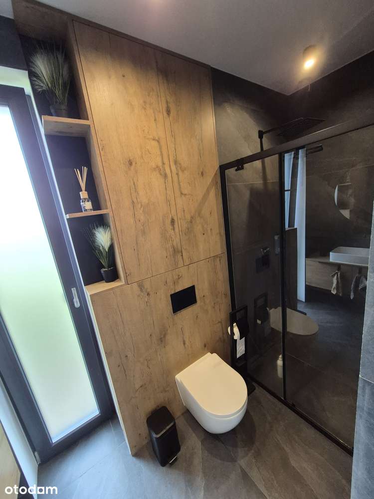 Przestronny i funkcjonalny dom z potencjałem – Dąbrówka Tczewska-10