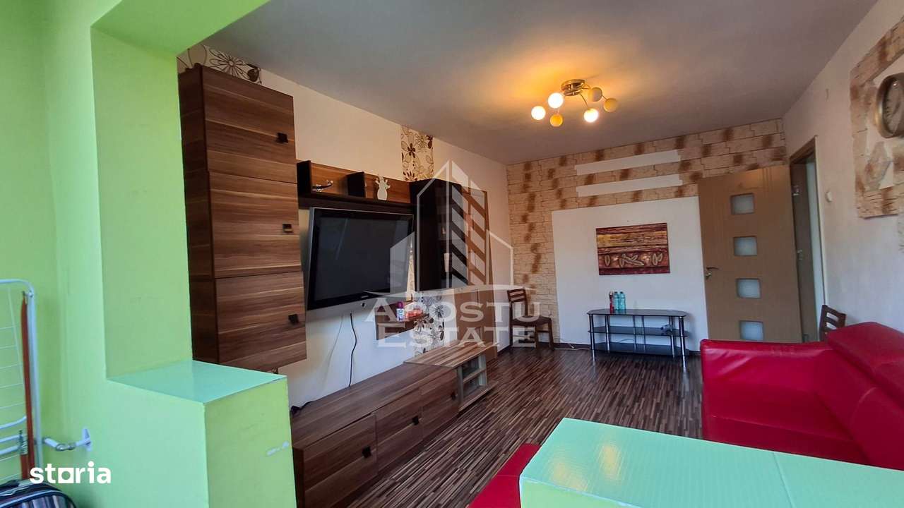 Apartament semidecomandat 3 camere, Miorita - Imagine principală: 2/13
