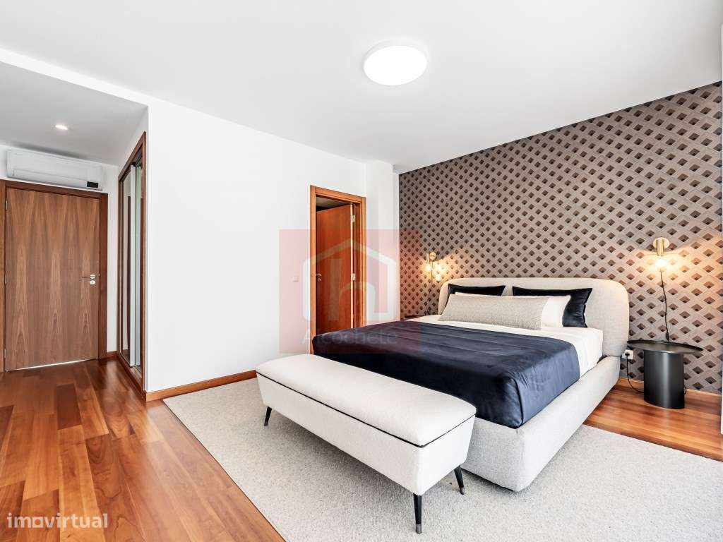 Moradia T4 geminada + Rooftoop em Alcochete-34