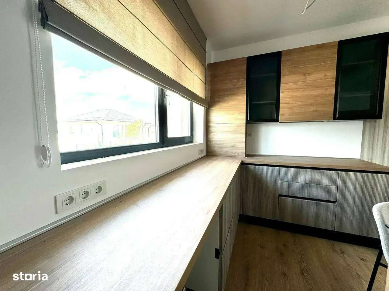 VILĂ MODERNĂ – CURTE MARE – 15 MIN CONCEPT – ȘCOLI, STB, MARKETURI - Imagine principală: 4/8