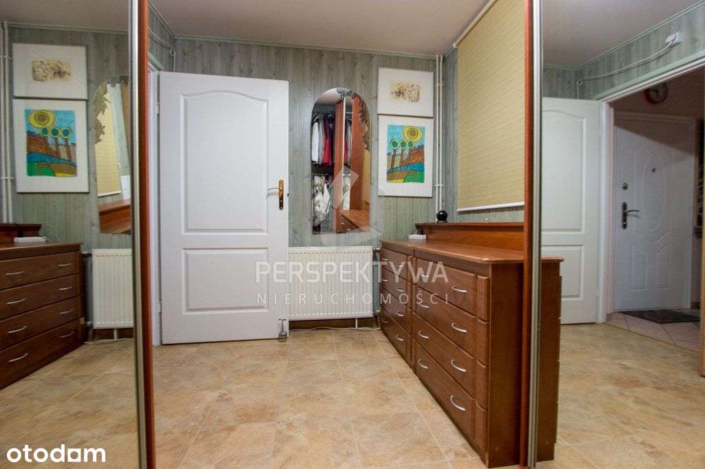 Niezwykle Zadbany Szereg Z Uroczym Ogrodem-7