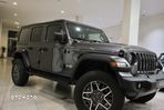 Jeep Wrangler - 14