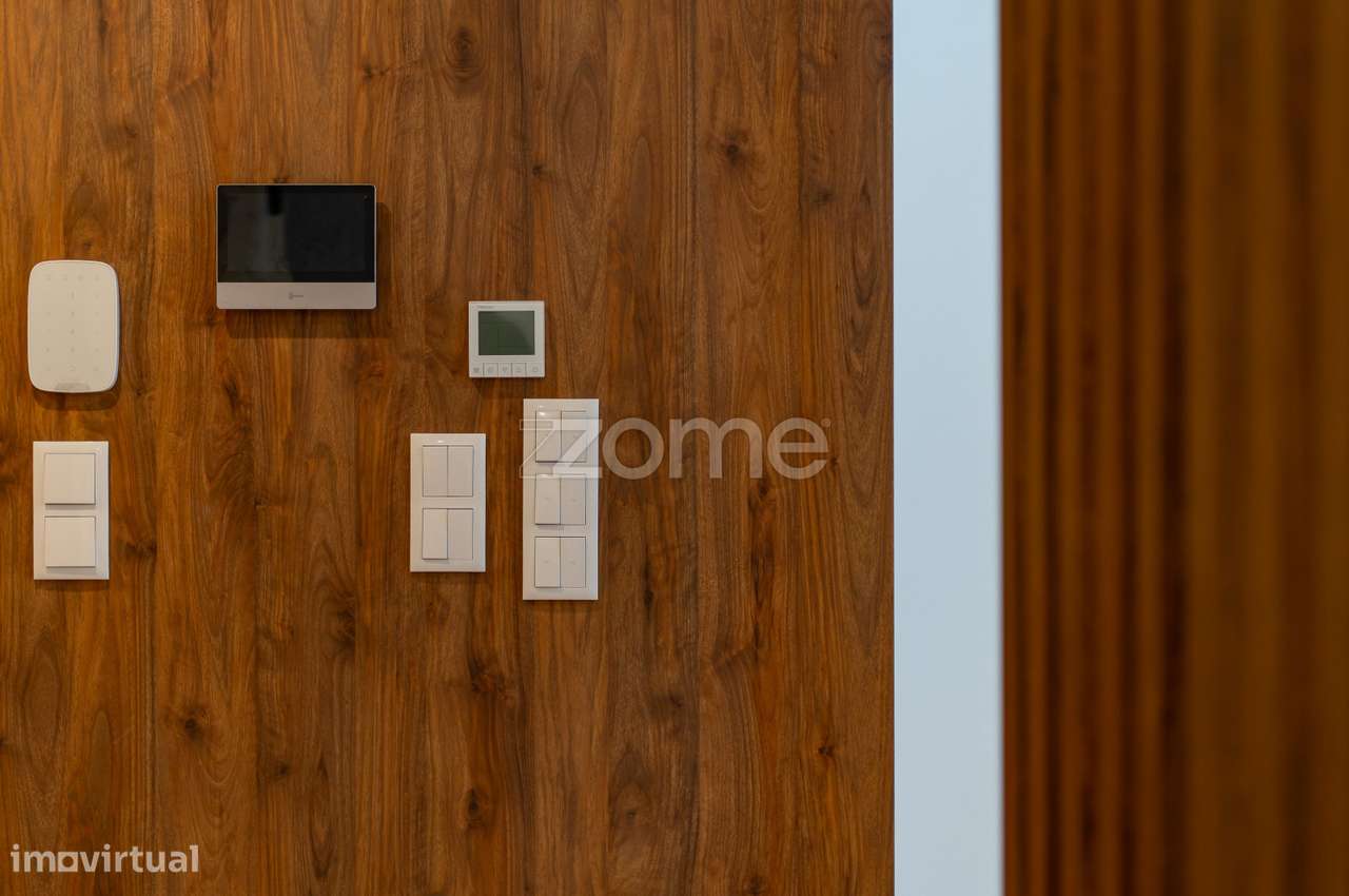 APARTAMENTO T3/ 3 SUÍTES/ CARCAVELOS - Grande imagem: 3/45