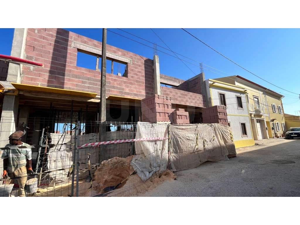 Apartamento T2 para venda na praia da Consolação, Peniche.-7