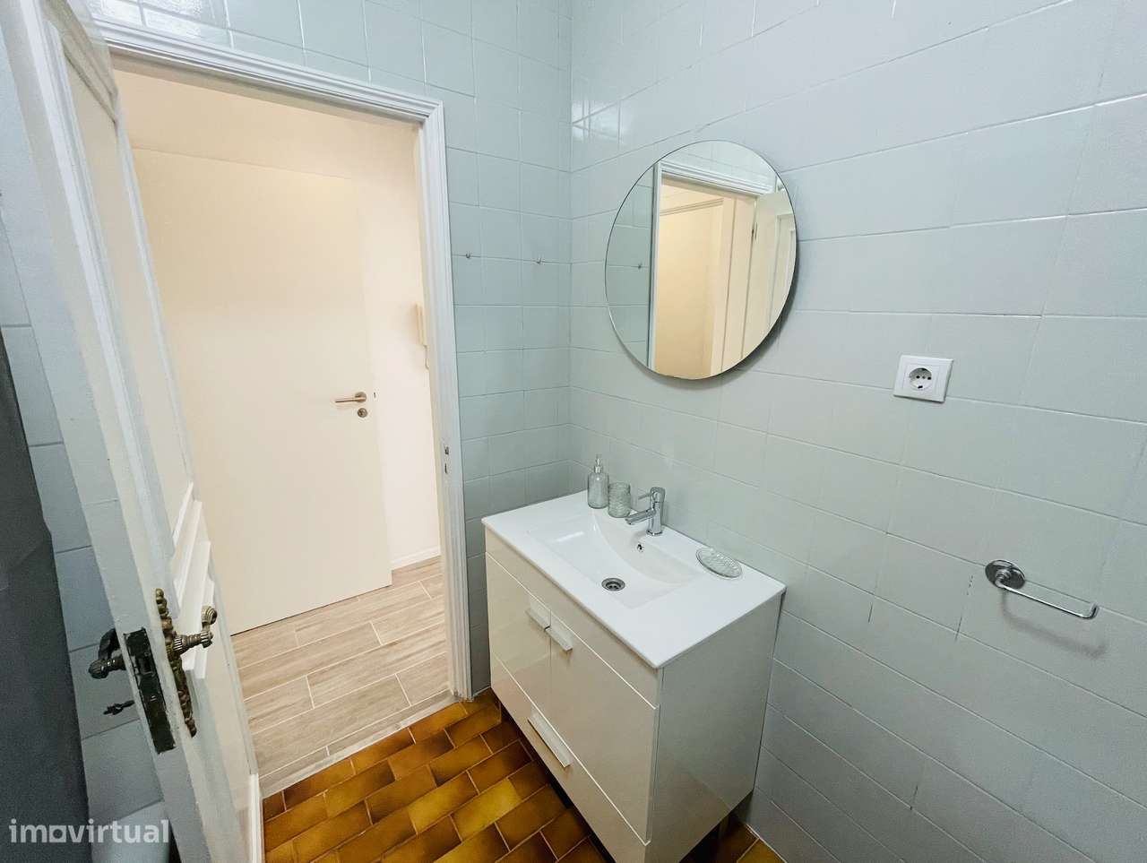 T0 - Metro St-Ovidio - Mobilado, equipado, despesas incluídas - Grande imagem: 5/5