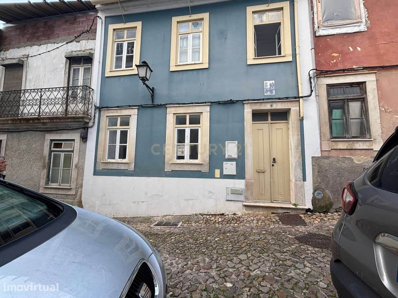 Moradia T3 na Zona Histórica de Coimbra-2