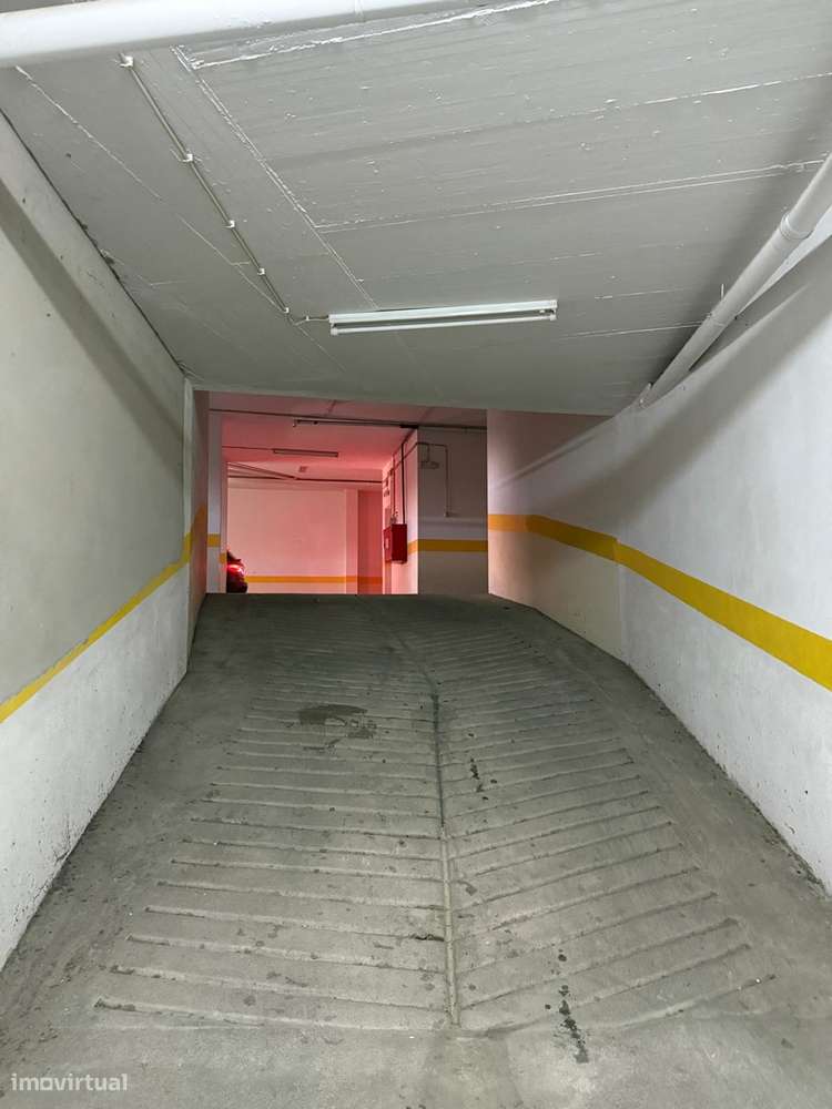 Garagem  Venda em Vale de Santarém,Santarém-11