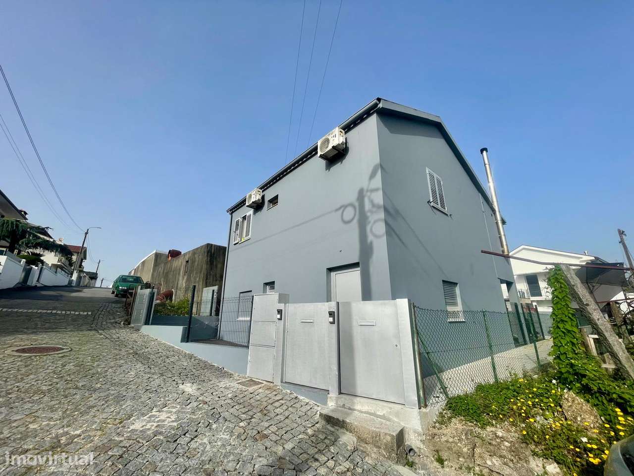 Andar Moradia T2+1  totalmente renovado com terraço em Fradelos, Braga-13