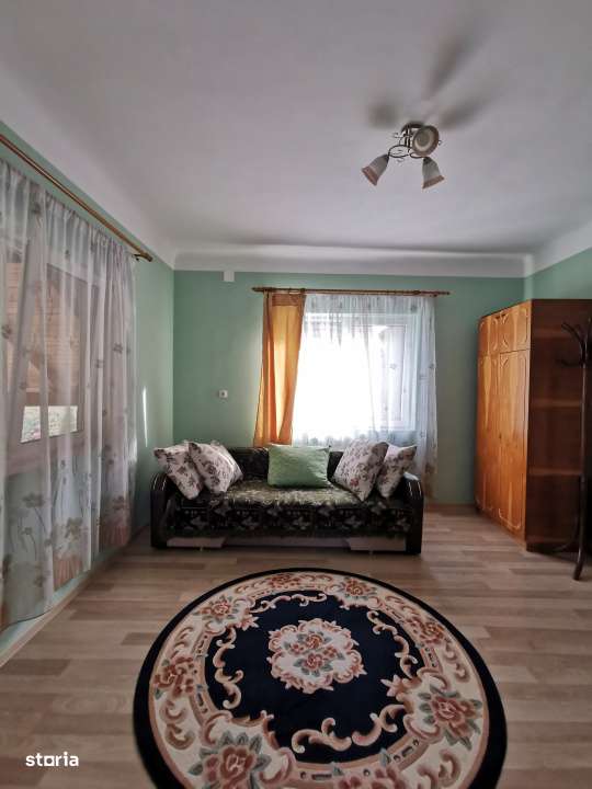 Casa individuala, complet renovata, pe Valea Draganului!-6