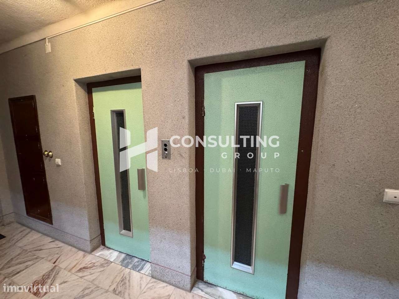 Apartamento T2 Venda em Mina de Água,Amadora-28