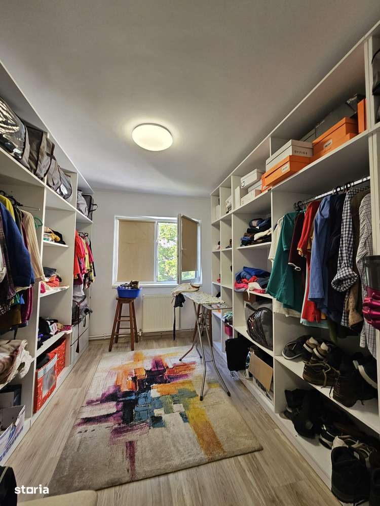 Apartament 4 camere etajul 2 zona Gojdu-12