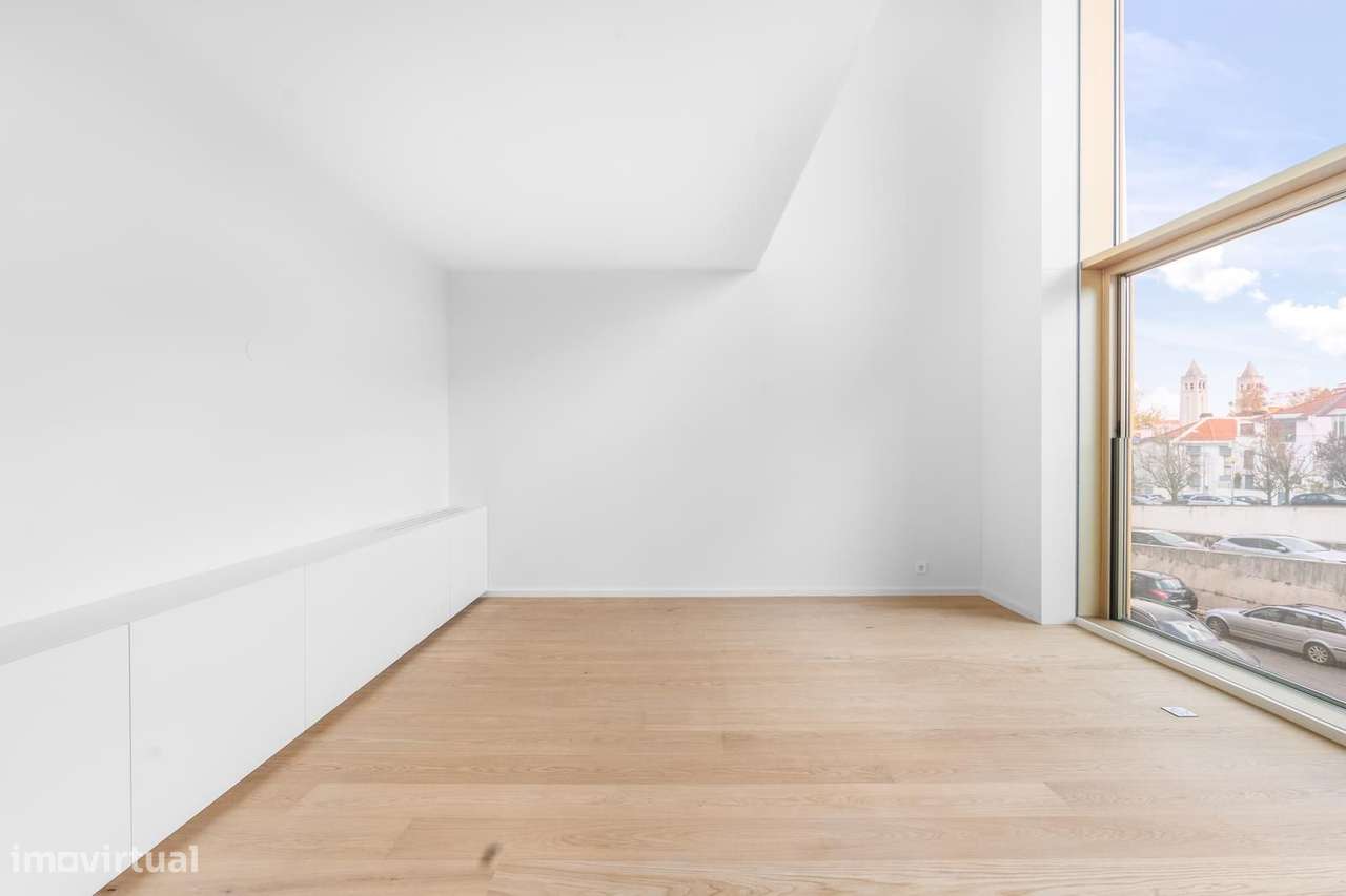 Apartamento T1 + 1 com vista, Campo Pequeno, Lisboa-15