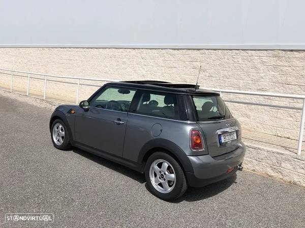 MINI Cooper Auto - 4