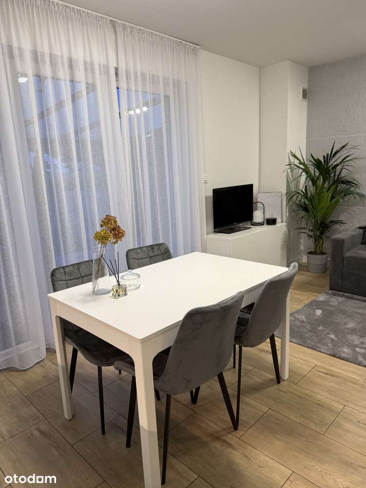 Przestronne 4-pokojowe mieszkanie z tarasem i garażem - Pełny obrazek: 4/19