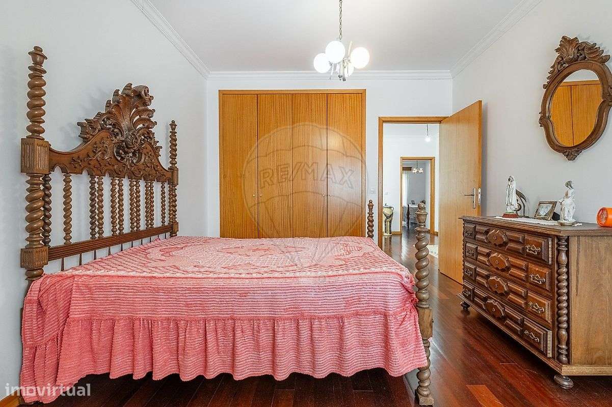 Moradia T4 para venda-32