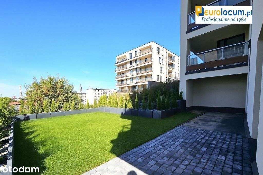 Mieszkanie z tarasem i ogródkiem-0