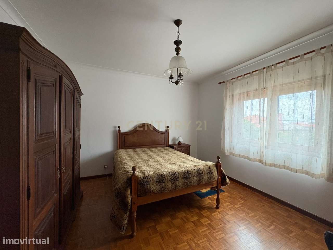 Moradia T7 com Vista Mar e Elevado Potencial em Areosa-20