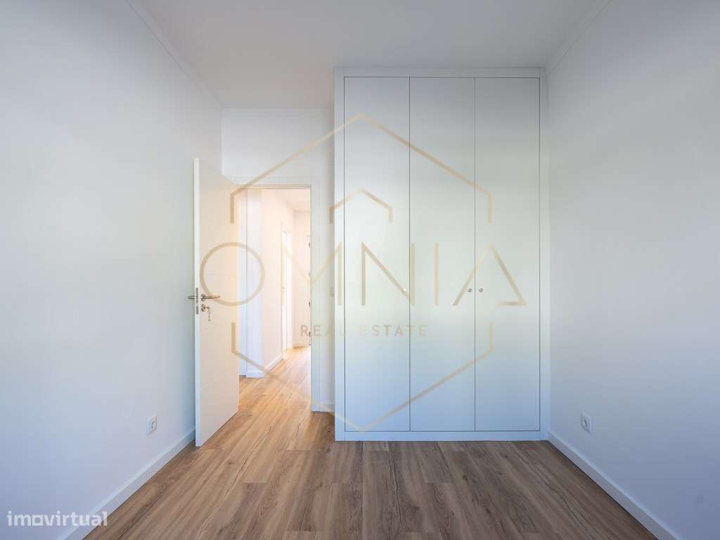 Apartamento T2 no Barreiro - Totalmente Renovado-13