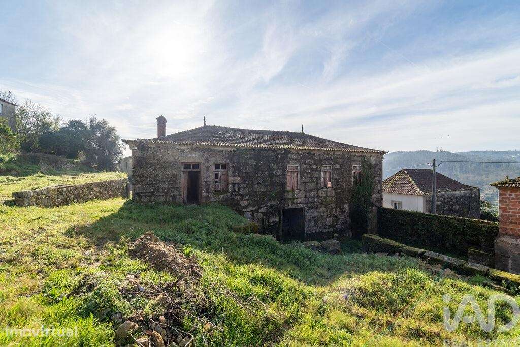 Casa / Villa em Santa Cruz da Trapa e São Cristóvão de Lafões de 210,0 - Grande imagem: 4/15