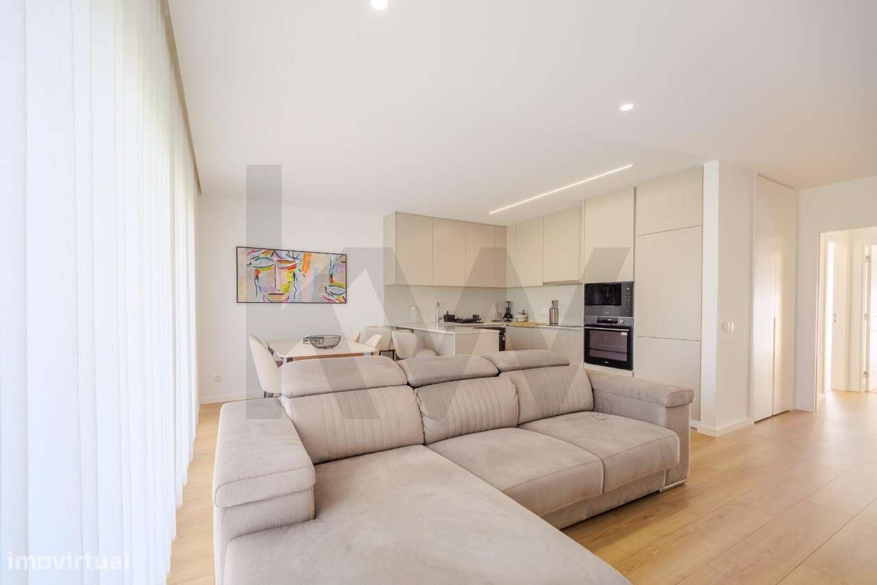 Arrendamento T2 Equipado e Mobilado com Excelente Luz Natural | Afonso - Grande imagem: 4/40