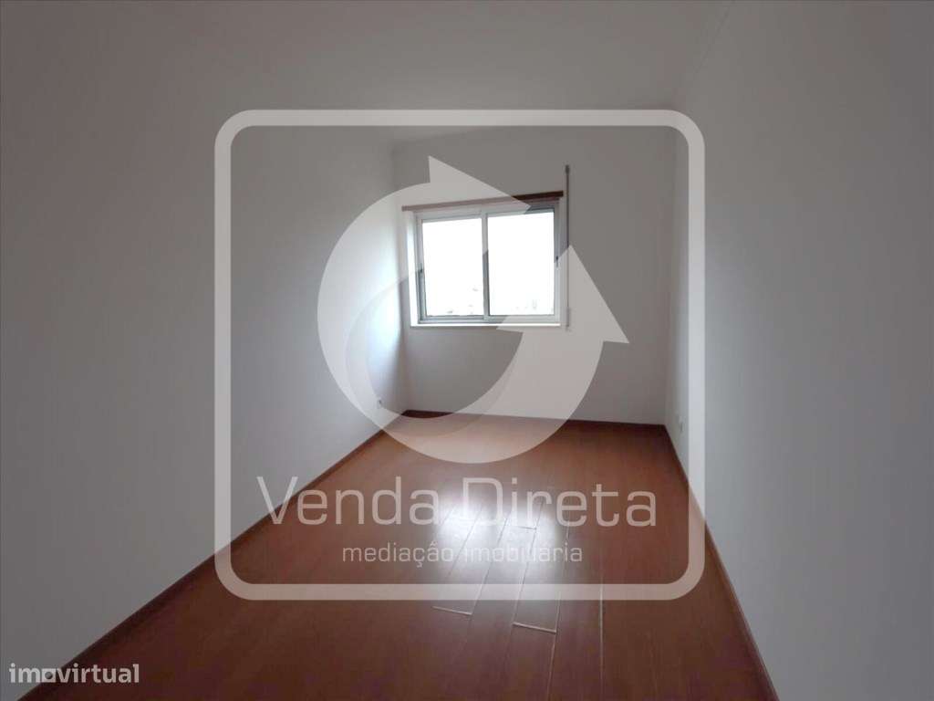 Apartamento T3 com 144² no Alto do Seixalinho | Perto da Estação Fe...-9