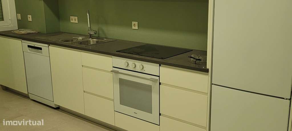 Apartamento para arrendar em Lisboa, ao Areeiro. - Grande imagem: 2/13